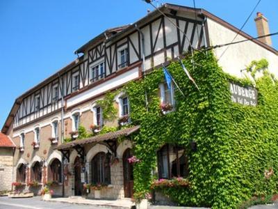 Val Des Bois Bed & Breakfast Warmeriville Екстериор снимка